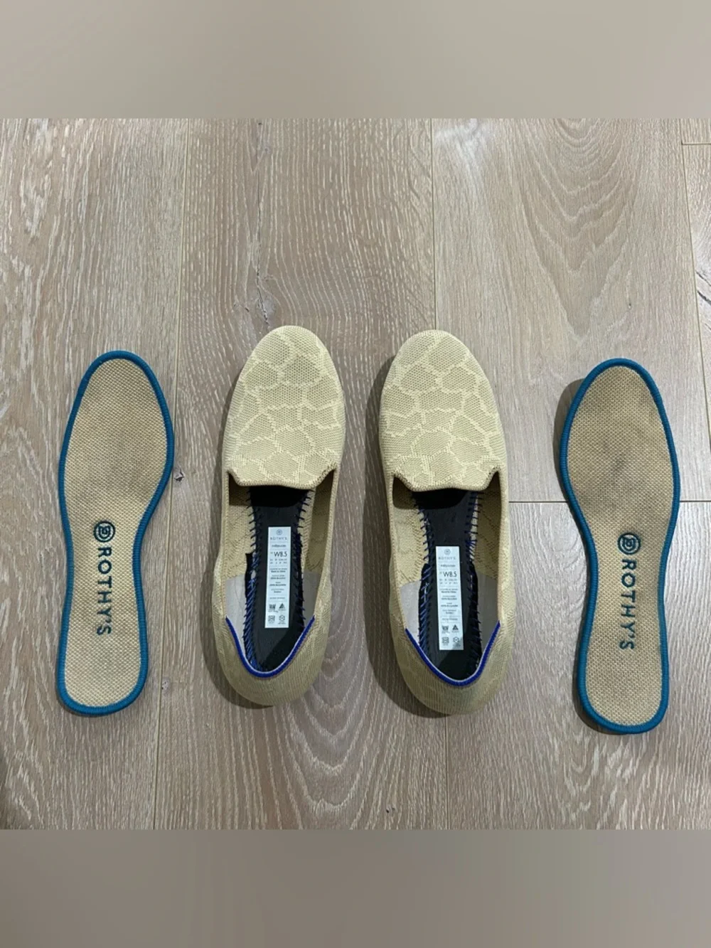 Rothy’s The Loafer Shoes Sahara Gold Giraffe Print Size Women’s 8.5 - Picture 3 of 11